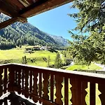 別荘 Haus Freistabl ゼルデン